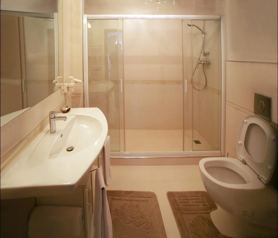Skazka Hotel Vinnytsia Room photo